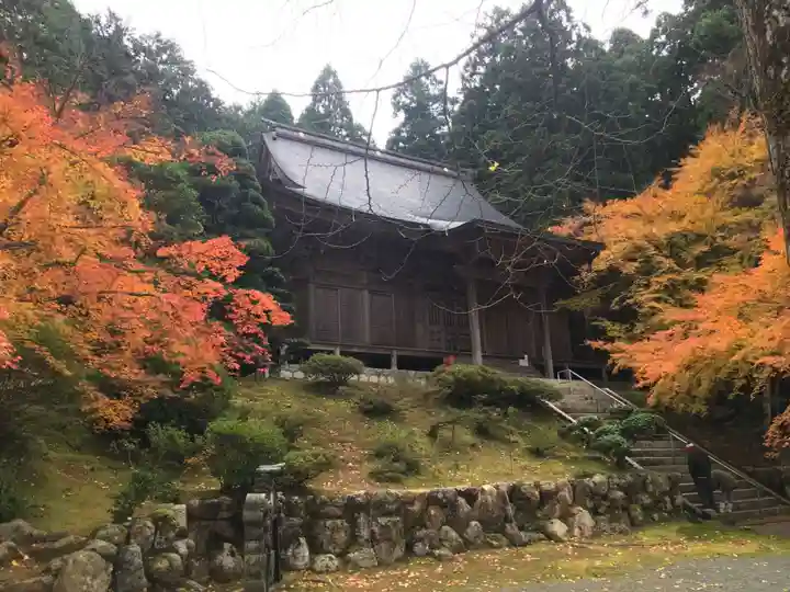 萬徳寺の本殿・本堂
