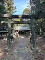 日光神社(名草中町)の{uncategorized: "未分類", other: "その他", undefined: "問題あり", building: "その他建物", grave: "お墓", sacred_gate: "鳥居", guardian: "狛犬", statue: "像", buddha: "仏像", history: "歴史", nature: "自然", garden: "庭園", animal: "動物", pagoda: "塔", temizu: "手水舎", mountain_gate: "山門・神門", sanctuary: "本殿・本堂", subordinate: "末社・摂社", art: "芸術", scenery: "景色", jizo: "地蔵", ema: "絵馬", goshuin: "御朱印", omikuji: "おみくじ", items: "授与品その他", amulet: "お守り", goshuincho: "御朱印帳", eats: "食事", festival: "お祭り", votive_dance: "神楽", shichigosan: "七五三参", wedding: "結婚式", experience: "体験その他", initially: "初詣", around: "周辺", anti_infection: "感染症対策"}