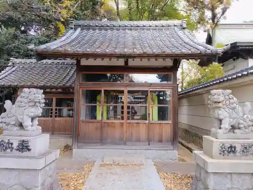 八劔神社（巨海町）の末社・摂社