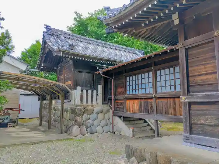 八幡社(千秋町穂積塚本)の本殿・本堂