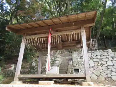 末刀岩上神社のその他建物