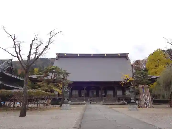 井波別院瑞泉寺の本殿・本堂