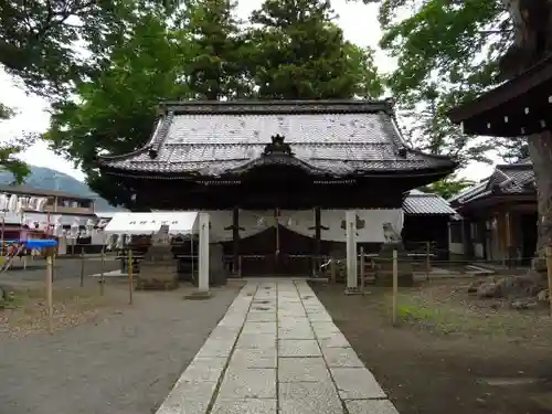 科野大宮社の本殿