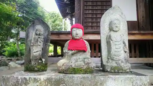 観音寺の地蔵