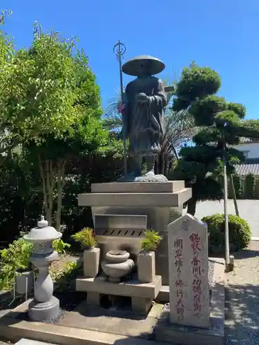 大本山高林寺の像