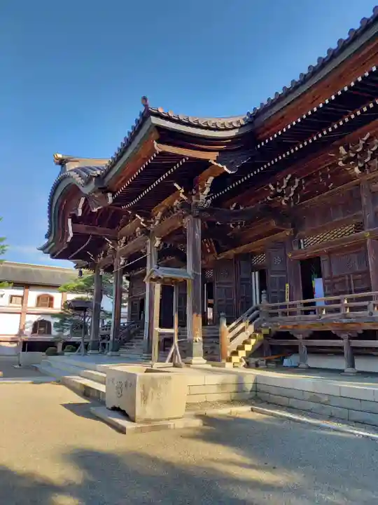 本成寺の本殿・本堂