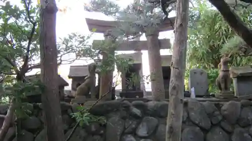 御嶽山神社の末社