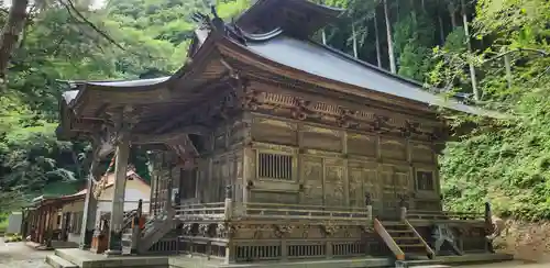 横山不動尊の本殿・本堂