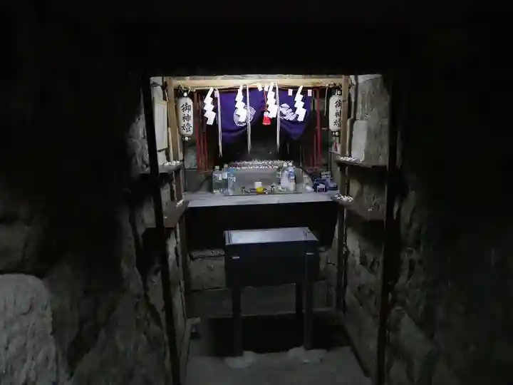 江島杉山神社の末社・摂社