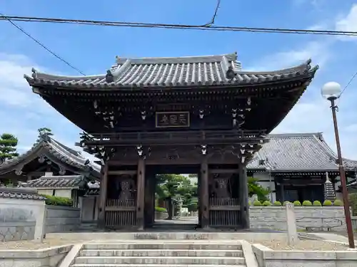 常楽寺の山門・神門