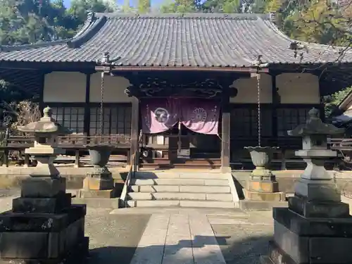 天台宗　長窪山　正覚寺の本殿・本堂
