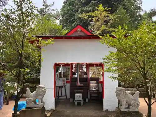 六甲山神社の本殿・本堂