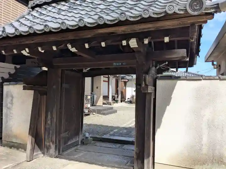 蓮聖寺の{uncategorized: "未分類", other: "その他", undefined: "問題あり", building: "その他建物", grave: "お墓", sacred_gate: "鳥居", guardian: "狛犬", statue: "像", buddha: "仏像", history: "歴史", nature: "自然", garden: "庭園", animal: "動物", pagoda: "塔", temizu: "手水舎", mountain_gate: "山門・神門", sanctuary: "本殿・本堂", subordinate: "末社・摂社", art: "芸術", scenery: "景色", jizo: "地蔵", ema: "絵馬", goshuin: "御朱印", omikuji: "おみくじ", items: "授与品その他", amulet: "お守り", goshuincho: "御朱印帳", eats: "食事", festival: "お祭り", votive_dance: "神楽", shichigosan: "七五三参", wedding: "結婚式", experience: "体験その他", initially: "初詣", around: "周辺", anti_infection: "感染症対策"}