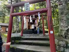 新屋山神社奥宮(山梨県)