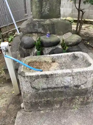元興寺廃寺・尾頭塚の手水舎