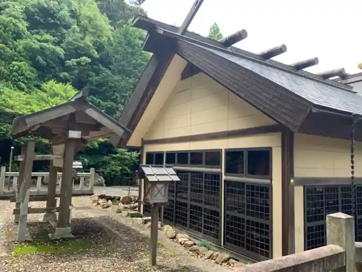 濱名惣社神明宮の本殿・本堂