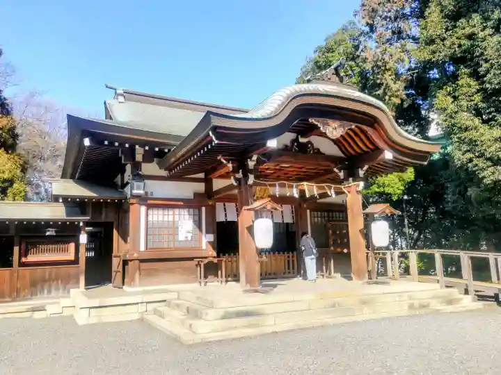 氷上姉子神社(熱田神宮摂社)の{uncategorized: "未分類", other: "その他", undefined: "問題あり", building: "その他建物", grave: "お墓", sacred_gate: "鳥居", guardian: "狛犬", statue: "像", buddha: "仏像", history: "歴史", nature: "自然", garden: "庭園", animal: "動物", pagoda: "塔", temizu: "手水舎", mountain_gate: "山門・神門", sanctuary: "本殿・本堂", subordinate: "末社・摂社", art: "芸術", scenery: "景色", jizo: "地蔵", ema: "絵馬", goshuin: "御朱印", omikuji: "おみくじ", items: "授与品その他", amulet: "お守り", goshuincho: "御朱印帳", eats: "食事", festival: "お祭り", votive_dance: "神楽", shichigosan: "七五三参", wedding: "結婚式", experience: "体験その他", initially: "初詣", around: "周辺", anti_infection: "感染症対策"}