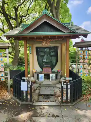 上野大佛の{uncategorized: "未分類", other: "その他", undefined: "問題あり", building: "その他建物", grave: "お墓", sacred_gate: "鳥居", guardian: "狛犬", statue: "像", buddha: "仏像", history: "歴史", nature: "自然", garden: "庭園", animal: "動物", pagoda: "塔", temizu: "手水舎", mountain_gate: "山門・神門", sanctuary: "本殿・本堂", subordinate: "末社・摂社", art: "芸術", scenery: "景色", jizo: "地蔵", ema: "絵馬", goshuin: "御朱印", omikuji: "おみくじ", items: "授与品その他", amulet: "お守り", goshuincho: "御朱印帳", eats: "食事", festival: "お祭り", votive_dance: "神楽", shichigosan: "七五三参", wedding: "結婚式", experience: "体験その他", initially: "初詣", around: "周辺", anti_infection: "感染症対策"}