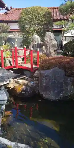 大鏑神社の庭園