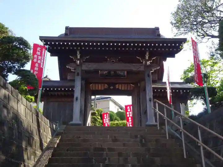 東観寺の山門・神門