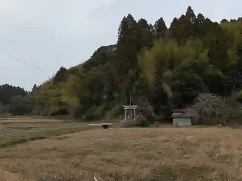 八幡神社の鳥居