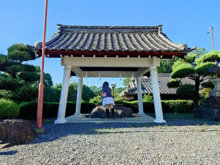 縣神社の手水舎