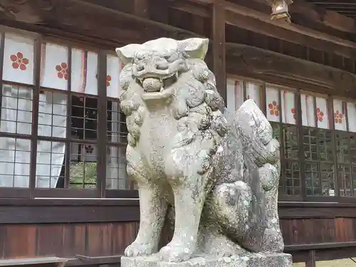 乎疑原神社の狛犬