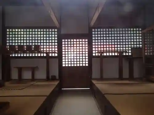 八阪神社（大神神社末社）・大峯社（大神神社雑社）・賃長社（大神神社雑社）・金比羅社（大神神社雑社）の本殿・本堂