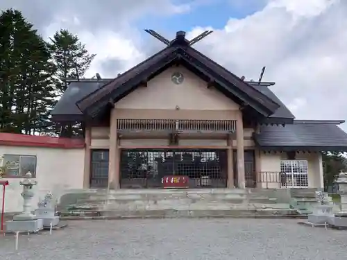 枝幸厳島神社の本殿