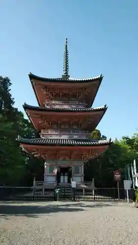 真禅院の塔