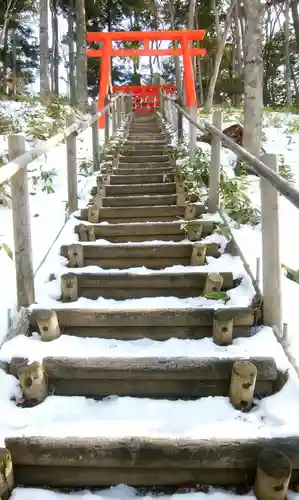 阿寒湖稲荷神社の鳥居