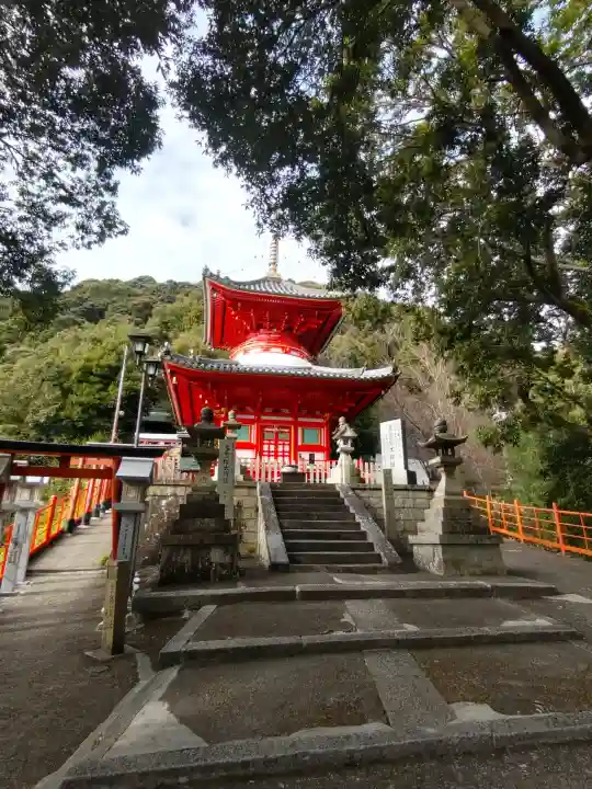 朝護孫子寺の{uncategorized: "未分類", other: "その他", undefined: "問題あり", building: "その他建物", grave: "お墓", sacred_gate: "鳥居", guardian: "狛犬", statue: "像", buddha: "仏像", history: "歴史", nature: "自然", garden: "庭園", animal: "動物", pagoda: "塔", temizu: "手水舎", mountain_gate: "山門・神門", sanctuary: "本殿・本堂", subordinate: "末社・摂社", art: "芸術", scenery: "景色", jizo: "地蔵", ema: "絵馬", goshuin: "御朱印", omikuji: "おみくじ", items: "授与品その他", amulet: "お守り", goshuincho: "御朱印帳", eats: "食事", festival: "お祭り", votive_dance: "神楽", shichigosan: "七五三参", wedding: "結婚式", experience: "体験その他", initially: "初詣", around: "周辺", anti_infection: "感染症対策"}