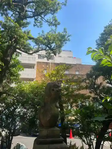 金刀比羅宮東京分社の{uncategorized: "未分類", other: "その他", undefined: "問題あり", building: "その他建物", grave: "お墓", sacred_gate: "鳥居", guardian: "狛犬", statue: "像", buddha: "仏像", history: "歴史", nature: "自然", garden: "庭園", animal: "動物", pagoda: "塔", temizu: "手水舎", mountain_gate: "山門・神門", sanctuary: "本殿・本堂", subordinate: "末社・摂社", art: "芸術", scenery: "景色", jizo: "地蔵", ema: "絵馬", goshuin: "御朱印", omikuji: "おみくじ", items: "授与品その他", amulet: "お守り", goshuincho: "御朱印帳", eats: "食事", festival: "お祭り", votive_dance: "神楽", shichigosan: "七五三参", wedding: "結婚式", experience: "体験その他", initially: "初詣", around: "周辺", anti_infection: "感染症対策"}