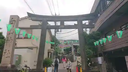 白山神社の鳥居