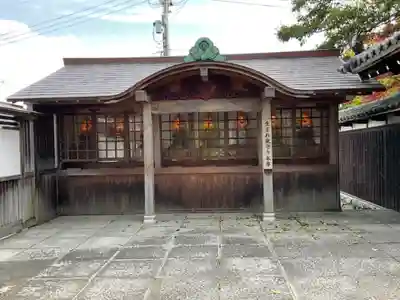 泉増院の末社・摂社