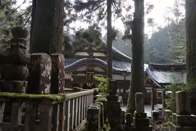 高野山金剛峯寺奥の院(和歌山県)