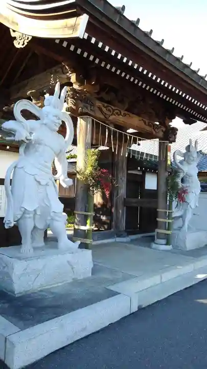玉林寺の山門・神門