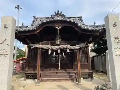 倉之町神社の本殿