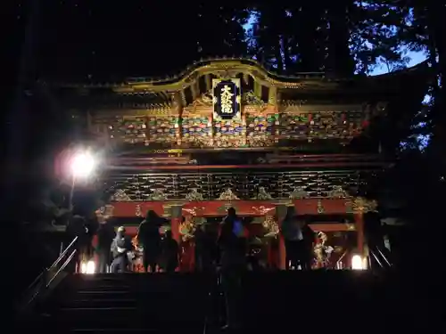 輪王寺の山門