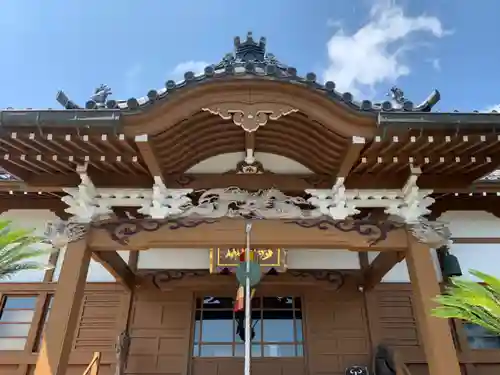 日澄寺の本殿・本堂