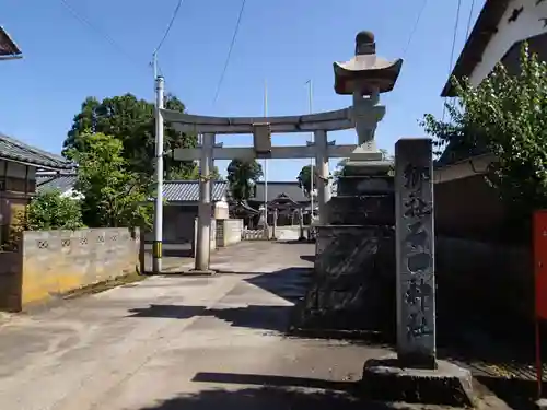 石田神社の鳥居