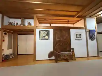 貞麟寺の{uncategorized: "未分類", other: "その他", undefined: "問題あり", building: "その他建物", grave: "お墓", sacred_gate: "鳥居", guardian: "狛犬", statue: "像", buddha: "仏像", history: "歴史", nature: "自然", garden: "庭園", animal: "動物", pagoda: "塔", temizu: "手水舎", mountain_gate: "山門・神門", sanctuary: "本殿・本堂", subordinate: "末社・摂社", art: "芸術", scenery: "景色", jizo: "地蔵", ema: "絵馬", goshuin: "御朱印", omikuji: "おみくじ", items: "授与品その他", amulet: "お守り", goshuincho: "御朱印帳", eats: "食事", festival: "お祭り", votive_dance: "神楽", shichigosan: "七五三参", wedding: "結婚式", experience: "体験その他", initially: "初詣", around: "周辺", anti_infection: "感染症対策"}