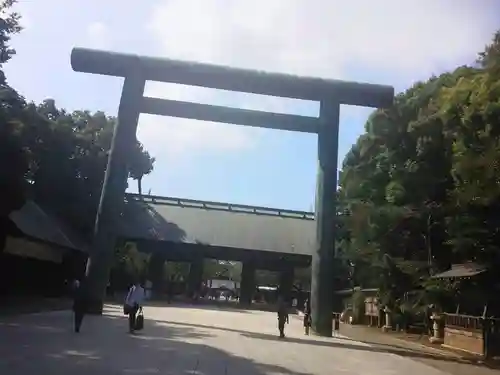 靖國神社の鳥居