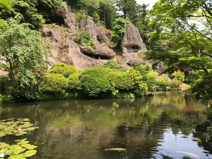 那谷寺の庭園