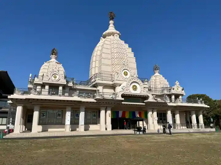 川崎大師(平間寺)の{uncategorized: "未分類", other: "その他", undefined: "問題あり", building: "その他建物", grave: "お墓", sacred_gate: "鳥居", guardian: "狛犬", statue: "像", buddha: "仏像", history: "歴史", nature: "自然", garden: "庭園", animal: "動物", pagoda: "塔", temizu: "手水舎", mountain_gate: "山門・神門", sanctuary: "本殿・本堂", subordinate: "末社・摂社", art: "芸術", scenery: "景色", jizo: "地蔵", ema: "絵馬", goshuin: "御朱印", omikuji: "おみくじ", items: "授与品その他", amulet: "お守り", goshuincho: "御朱印帳", eats: "食事", festival: "お祭り", votive_dance: "神楽", shichigosan: "七五三参", wedding: "結婚式", experience: "体験その他", initially: "初詣", around: "周辺", anti_infection: "感染症対策"}