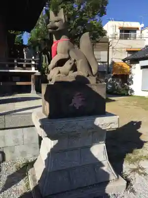 三輪里稲荷神社の狛犬