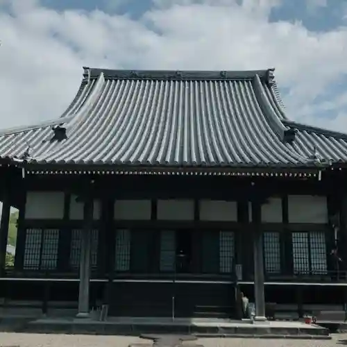 明願寺の本殿