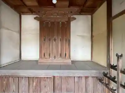 木津薬師堂の{uncategorized: "未分類", other: "その他", undefined: "問題あり", building: "その他建物", grave: "お墓", sacred_gate: "鳥居", guardian: "狛犬", statue: "像", buddha: "仏像", history: "歴史", nature: "自然", garden: "庭園", animal: "動物", pagoda: "塔", temizu: "手水舎", mountain_gate: "山門・神門", sanctuary: "本殿・本堂", subordinate: "末社・摂社", art: "芸術", scenery: "景色", jizo: "地蔵", ema: "絵馬", goshuin: "御朱印", omikuji: "おみくじ", items: "授与品その他", amulet: "お守り", goshuincho: "御朱印帳", eats: "食事", festival: "お祭り", votive_dance: "神楽", shichigosan: "七五三参", wedding: "結婚式", experience: "体験その他", initially: "初詣", around: "周辺", anti_infection: "感染症対策"}