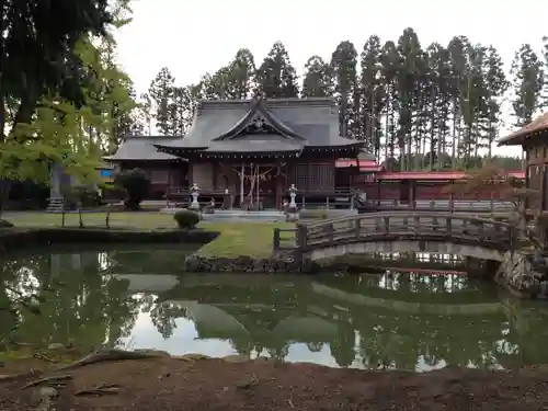 東神奈川熊野神社の庭園