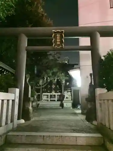 北青山秋葉神社(稲荷神社)の鳥居